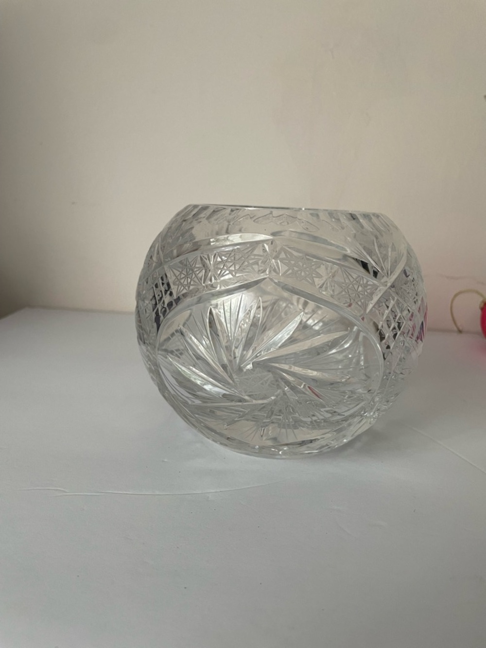 Cut Crystal Round Bowl Pinwheel Williamsburg AVITRA